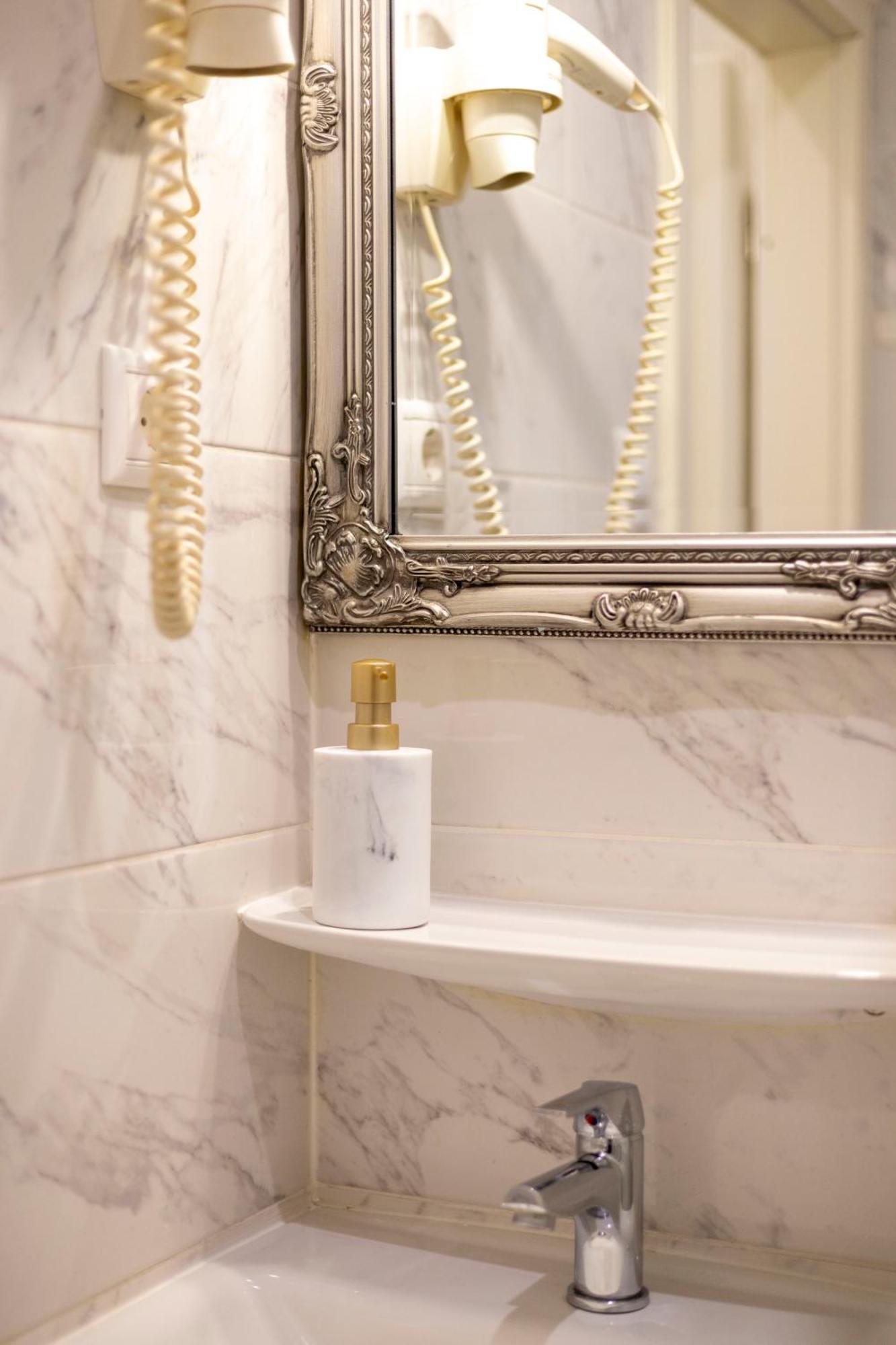 Exclusive Private Residence In The Center Of Bp W 4Bedrms, 4 Bathrms Будапеща Екстериор снимка